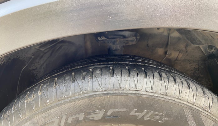 2021 KIA SONET HTX 1.5, Diesel, Manual, 42,963 km, Left Front Tyre Tread