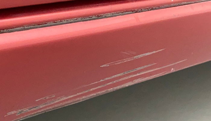 2014 Maruti Wagon R Stingray VXI, Petrol, Manual, 80,360 km, Right running board - Minor scratches