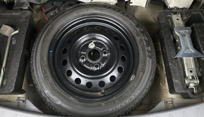 2010 Maruti Wagon R 1.0 VXI, Petrol, Manual, 62,714 km, Dicky (Boot door) - Jack/Tool not available