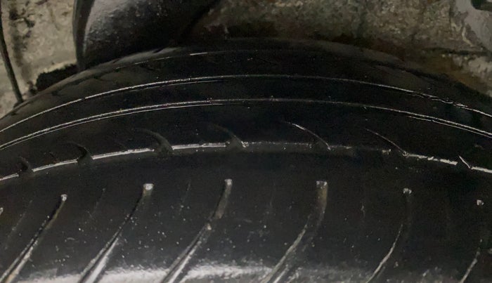 2012 Hyundai i20 SPORTZ 1.2, Petrol, Manual, 94,177 km, Left Rear Tyre Tread