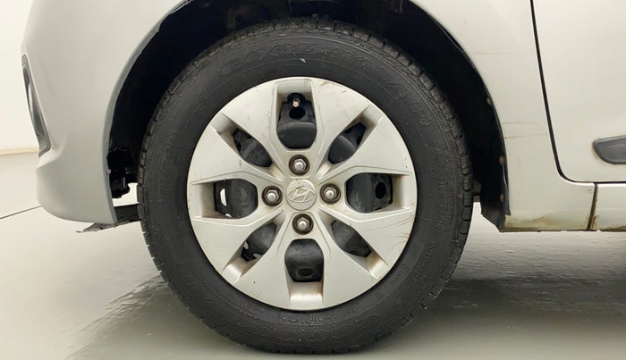 2014 Hyundai Xcent S 1.2, Petrol, Manual, 56,899 km, Left Front Wheel