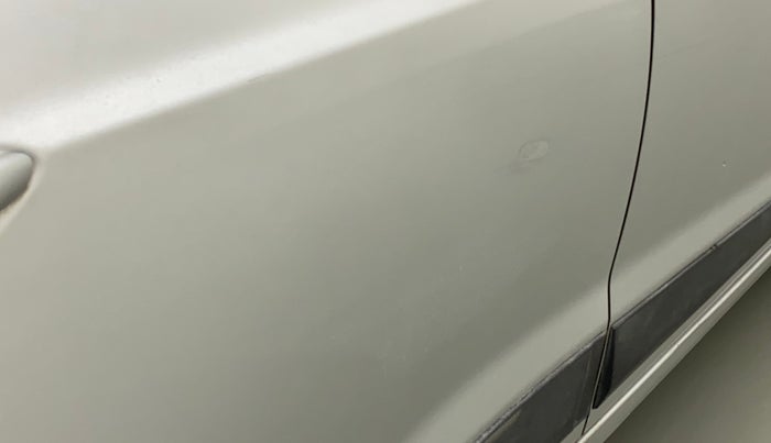 2014 Hyundai Xcent S 1.2, Petrol, Manual, 56,899 km, Right rear door - Paint has faded