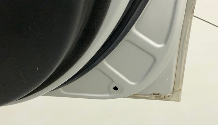 2014 Hyundai Xcent S 1.2, Petrol, Manual, 56,899 km, Driver-side door - Door Stopper rubber missing