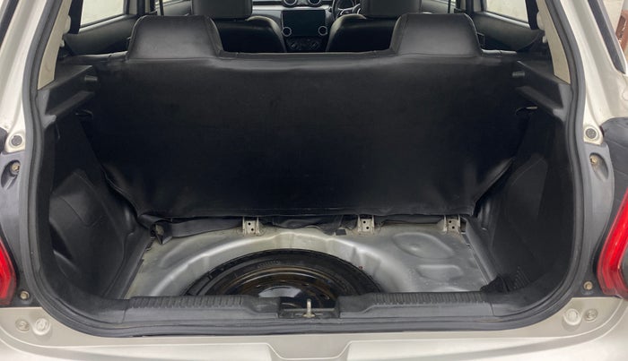 2019 Maruti Swift VXI, Petrol, Manual, 39,184 km, Boot Inside