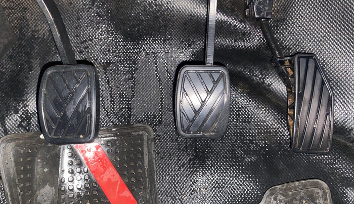 2019 Maruti Swift VXI, Petrol, Manual, 39,184 km, Pedals