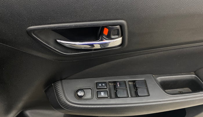 2019 Maruti Swift VXI, Petrol, Manual, 39,184 km, Driver Side Door Panels Control