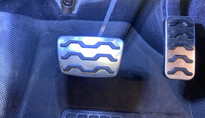 2020 KIA SELTOS GTX PLUS AT 1.5 DIESEL, Diesel, Automatic, 1,01,607 km, Pedals