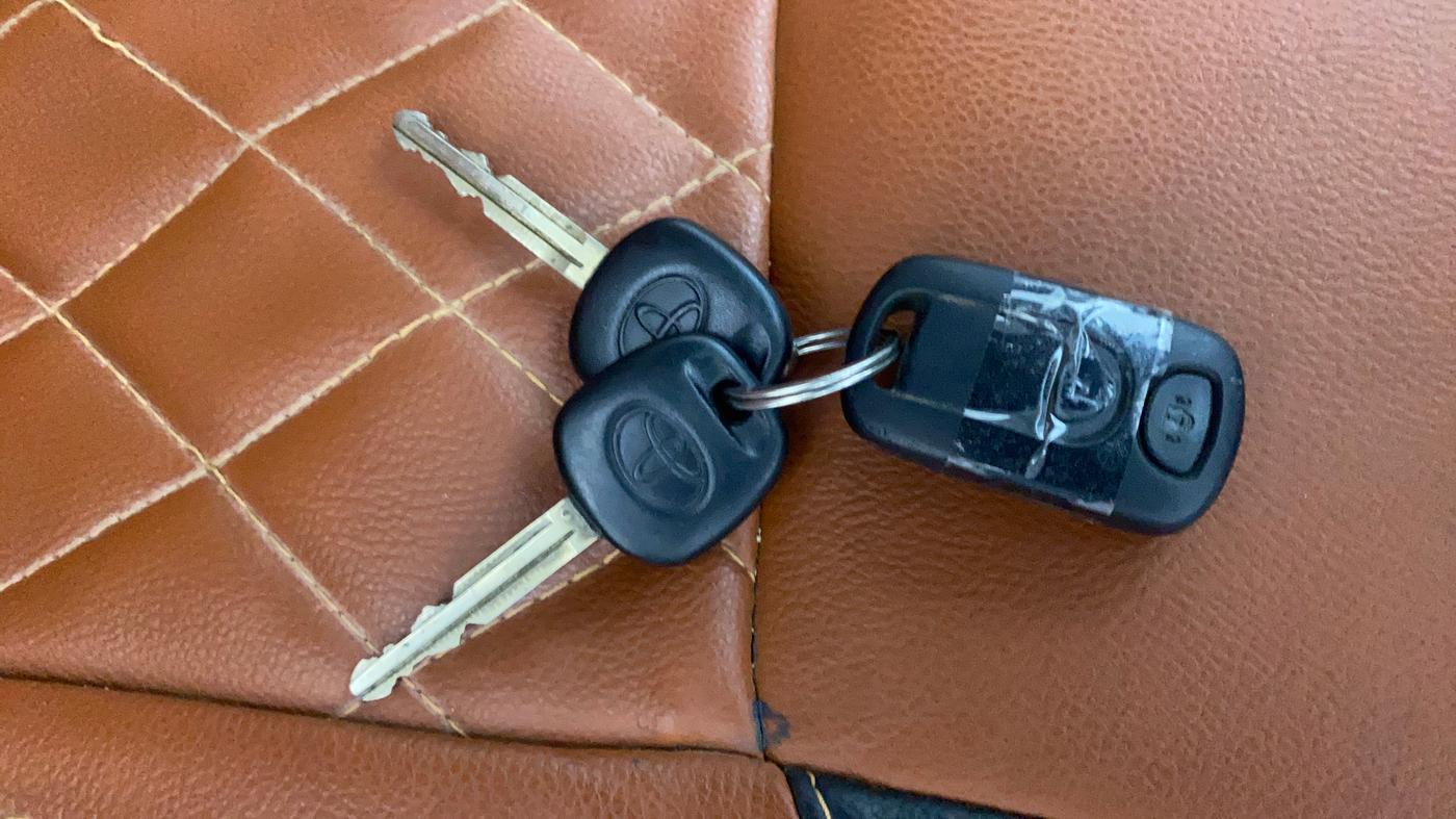 2013 Toyota Etios Liva G, Petrol, Manual, 62,440 km, Key Close Up