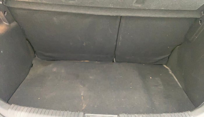 2013 Hyundai i20 SPORTZ 1.4 CRDI, Diesel, Manual, 45,317 km, Boot Inside