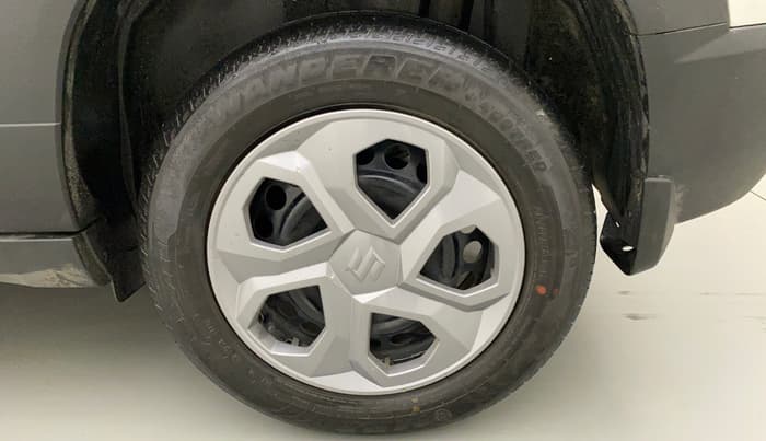 2022 Maruti BREZZA VXI SMART HYBRID, Petrol, Manual, 1,942 km, Left Rear Wheel