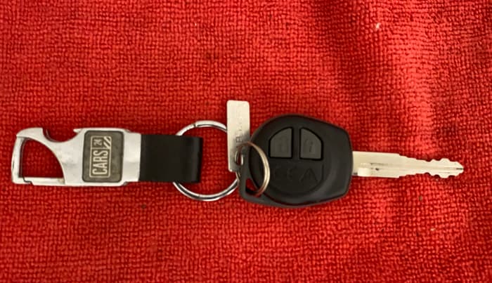 2022 Maruti BREZZA VXI SMART HYBRID, Petrol, Manual, 1,942 km, Key Close Up