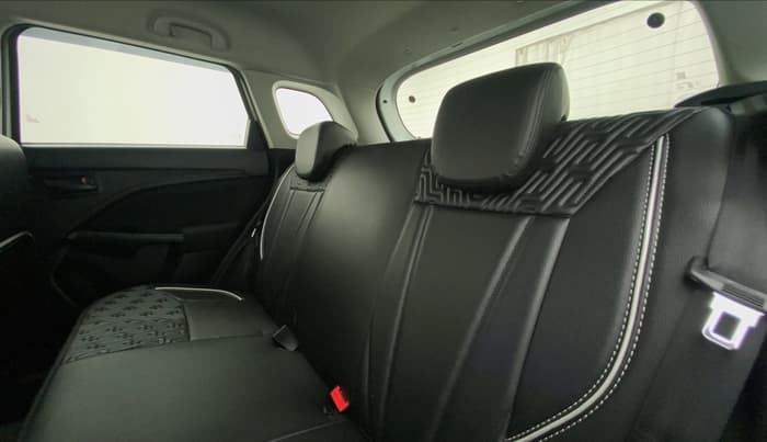 2022 Maruti BREZZA VXI SMART HYBRID, Petrol, Manual, 1,942 km, Right Side Rear Door Cabin