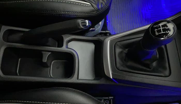 2022 Maruti BREZZA VXI SMART HYBRID, Petrol, Manual, 1,942 km, Gear Lever