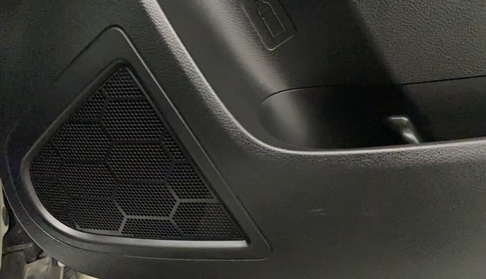 2022 Maruti BREZZA VXI SMART HYBRID, Petrol, Manual, 1,942 km, Speaker