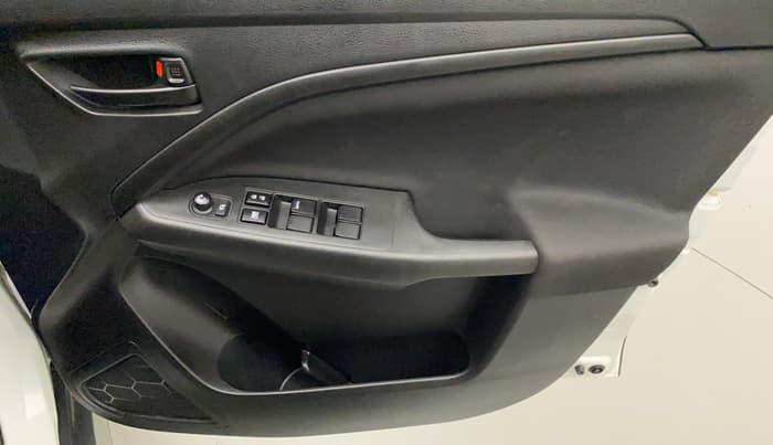 2022 Maruti BREZZA VXI SMART HYBRID, Petrol, Manual, 1,942 km, Driver Side Door Panels Control