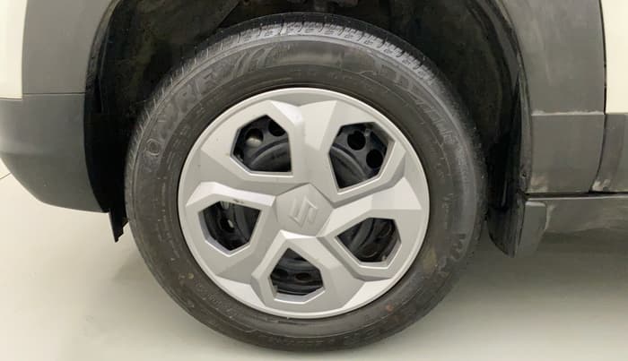 2022 Maruti BREZZA VXI SMART HYBRID, Petrol, Manual, 1,942 km, Left Front Wheel