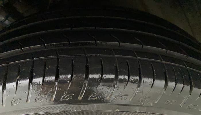 2022 Maruti BREZZA VXI SMART HYBRID, Petrol, Manual, 1,942 km, Left Rear Tyre Tread