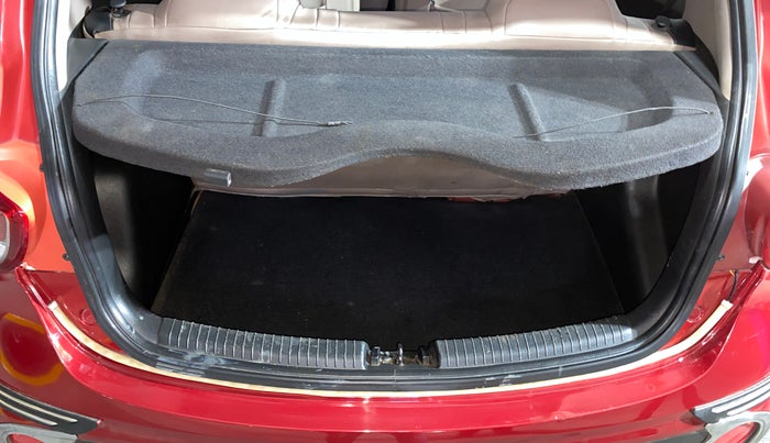 2019 Hyundai Grand i10 SPORTZ 1.2 KAPPA VTVT, Petrol, Manual, 1,05,601 km, Boot Inside