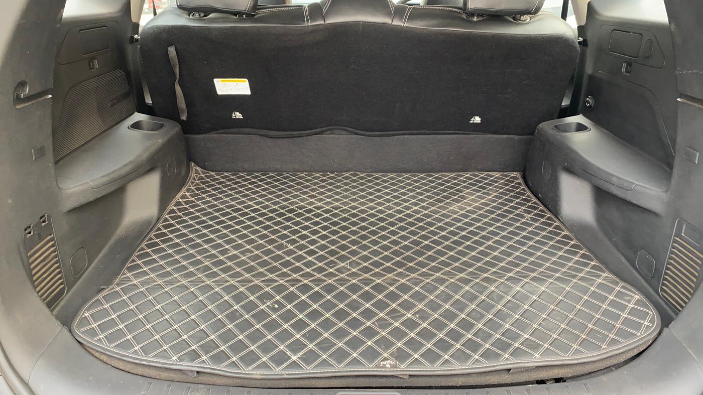 2022 Mahindra XUV700 AX 5 P MT 5 STR, Petrol, Manual, 69,318 km, Boot Inside