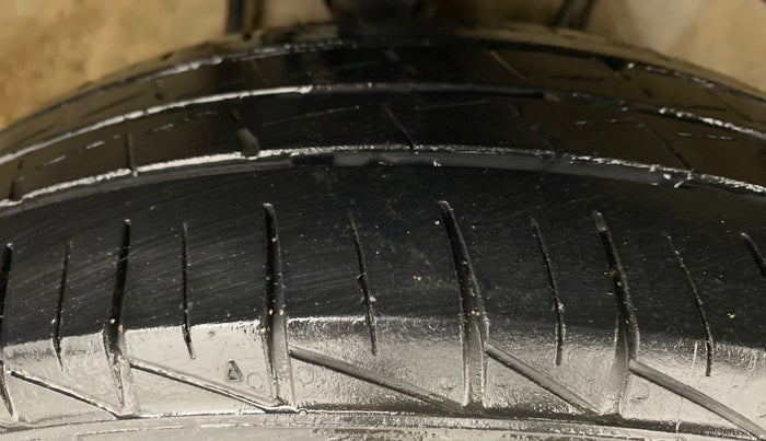 2020 Maruti Alto LXI, Petrol, Manual, 35,515 km, Right Front Tyre Tread