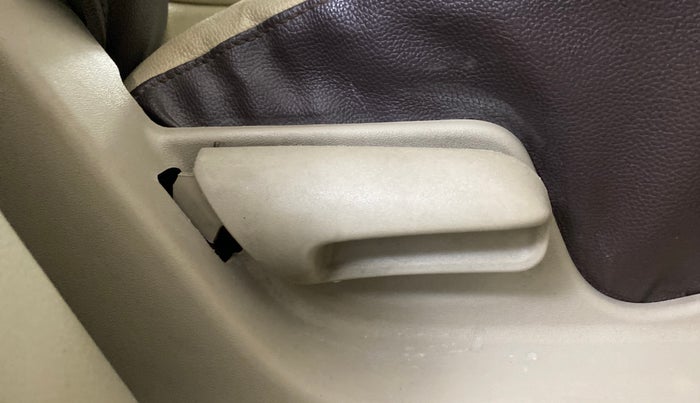 2016 Maruti Ertiga VXI, Petrol, Manual, 47,413 km, Driver Side Adjustment Panel