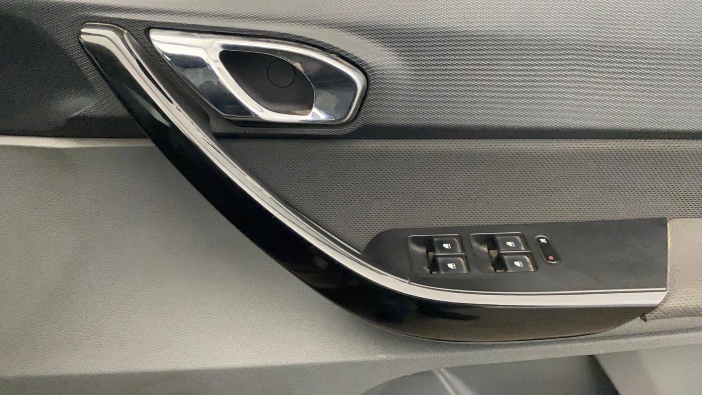 2017 Tata TIGOR XZ (O) PETROL, Petrol, Manual, 53,609 km, Driver Side Door Panels Control