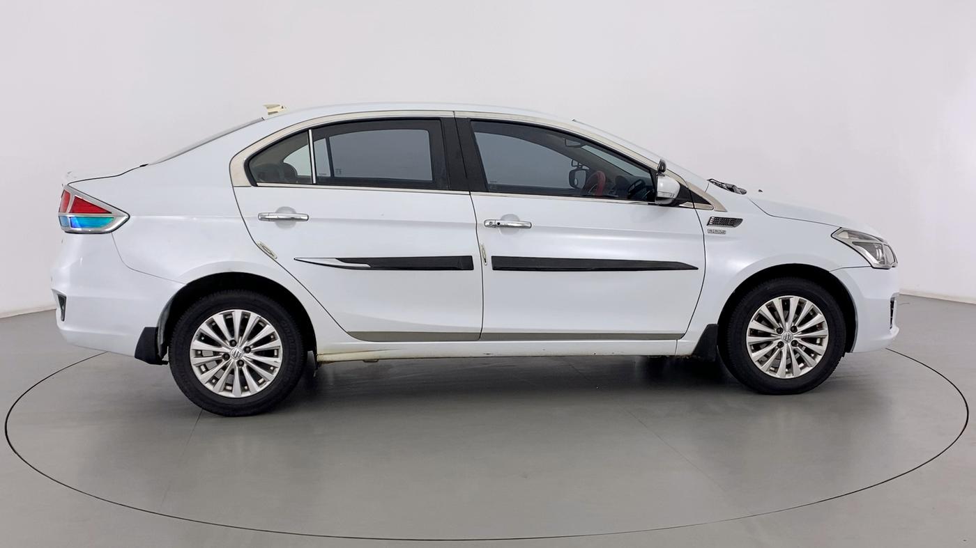 2016 Maruti Ciaz ZDI+ SHVS, Diesel, Manual, 99,178 km, Right Side View