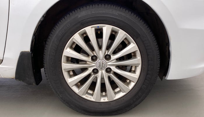 2016 Maruti Ciaz ZDI+ SHVS, Diesel, Manual, 99,178 km, Right Front Wheel