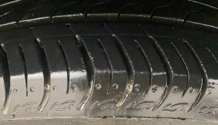 2019 Honda Amaze 1.2L I-VTEC VX, Petrol, Manual, 54,093 km, Right Front Tyre Tread