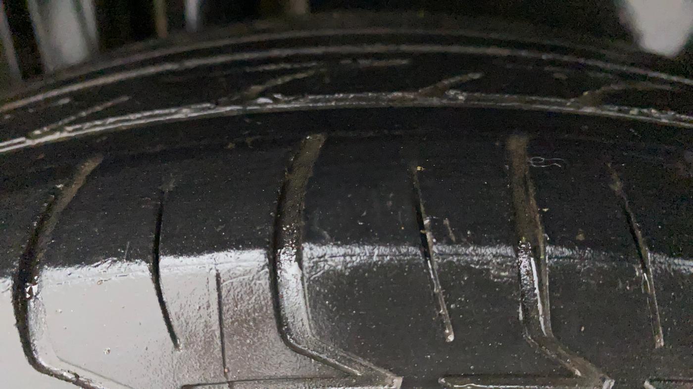 2012 Maruti Swift Dzire VDI, Diesel, Manual, 97,434 km, Right Rear Tyre Tread
