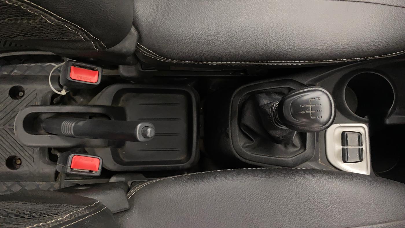 2018 Datsun Redi Go T (O), Petrol, Manual, 71,047 km, Gear Lever