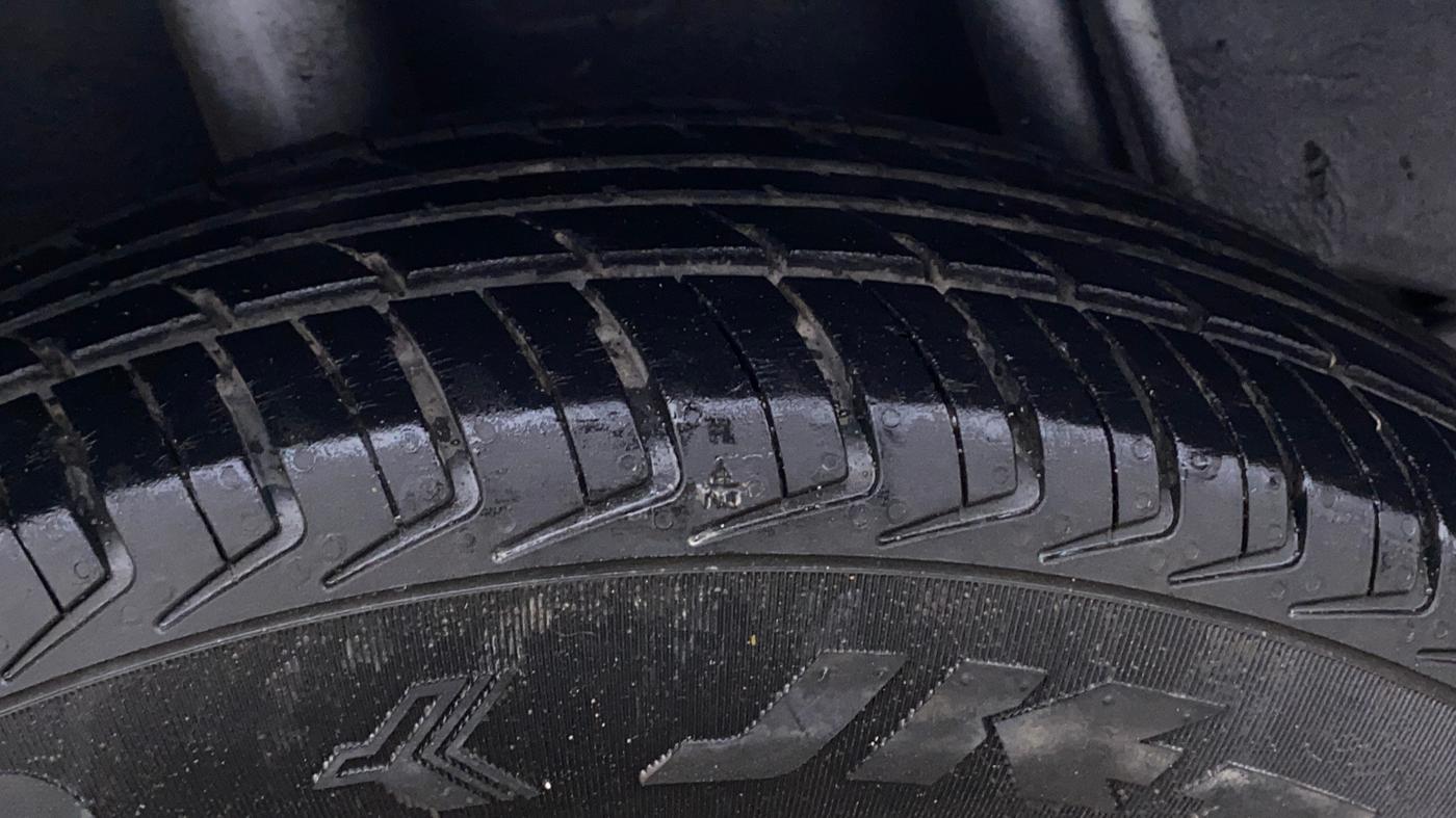 2018 Datsun Redi Go T (O), Petrol, Manual, 71,047 km, Right Rear Tyre Tread
