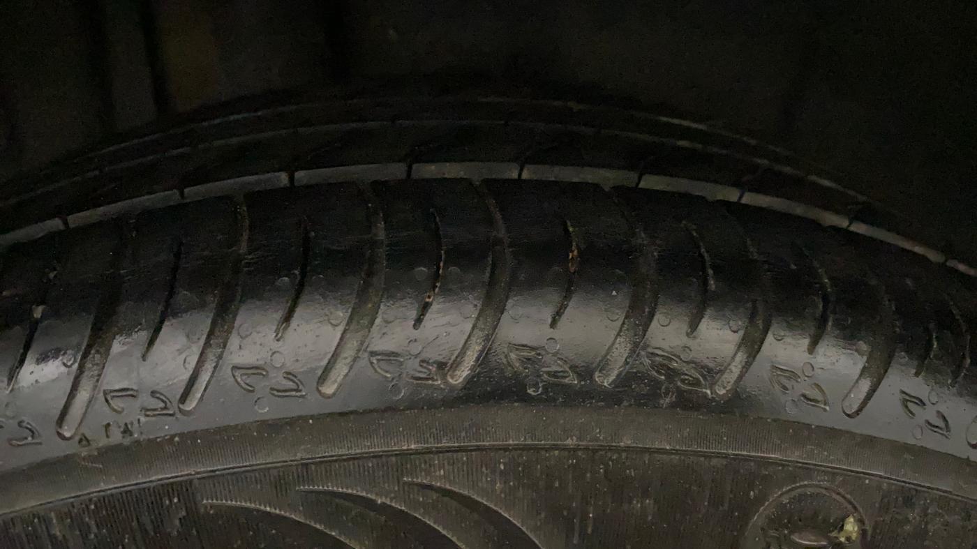2024 Maruti XL6 ALPHA PLUS MT, Petrol, Manual, 35,269 km, Right Rear Tyre Tread