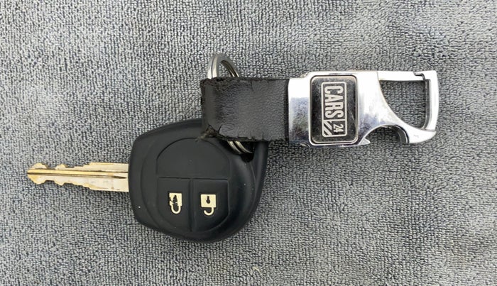 2019 Maruti Vitara Brezza VDI, Diesel, Manual, 69,201 km, Key Close Up