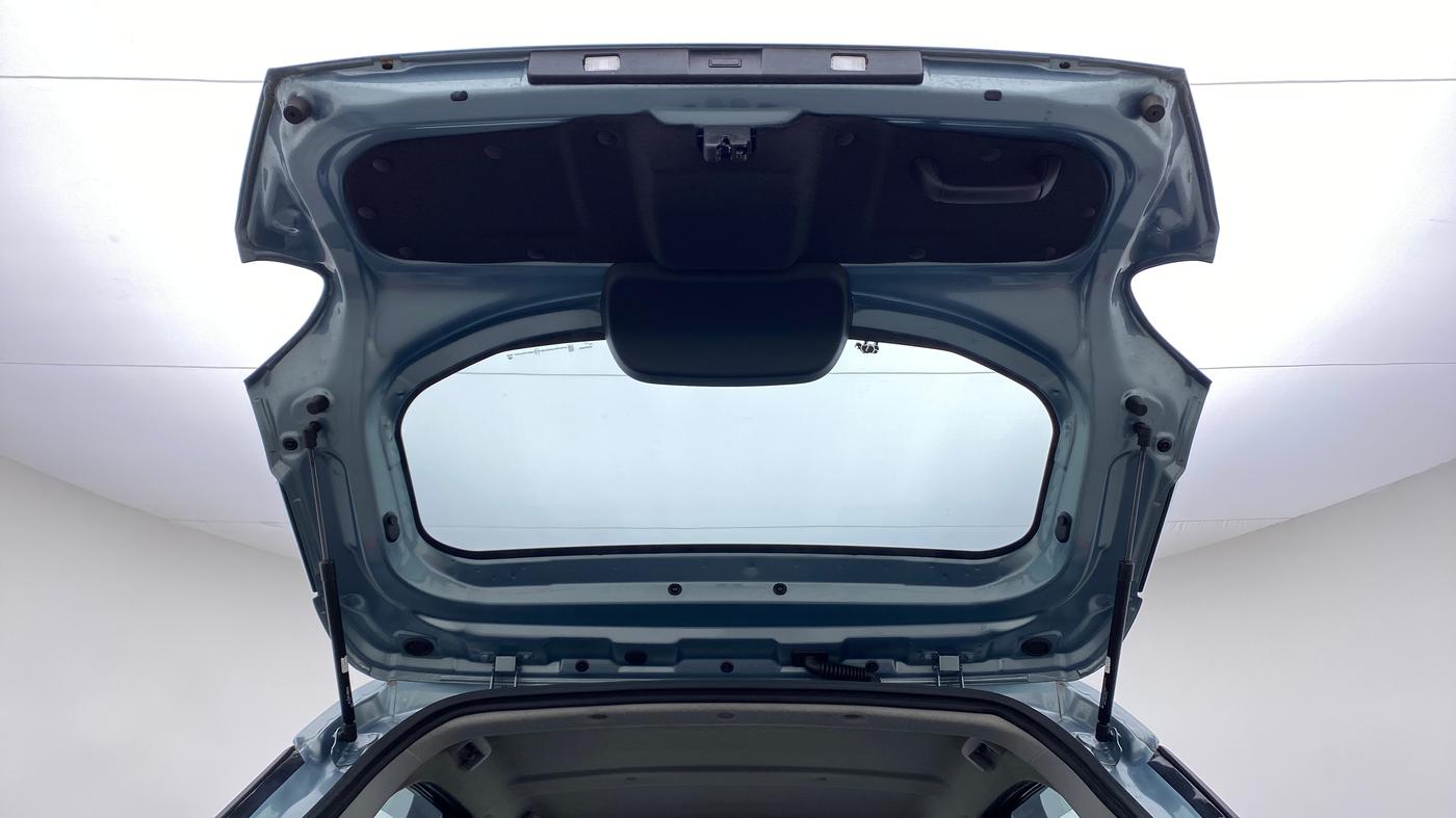 2022 Tata PUNCH ACCOMPLISHED MT, Petrol, Manual, 7,237 km, Boot Door Open