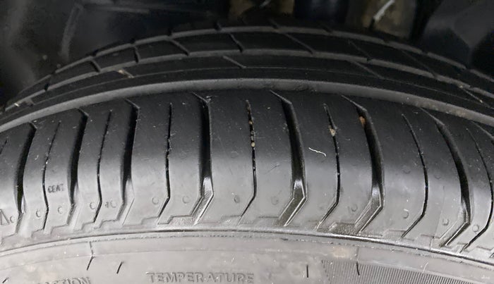 2022 Tata PUNCH ACCOMPLISHED MT, Petrol, Manual, 7,237 km, Left Front Tyre Tread