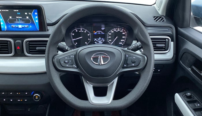 2022 Tata PUNCH ACCOMPLISHED MT, Petrol, Manual, 7,237 km, Steering Wheel Close Up