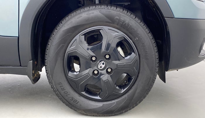 2022 Tata PUNCH ACCOMPLISHED MT, Petrol, Manual, 7,237 km, Right Front Wheel