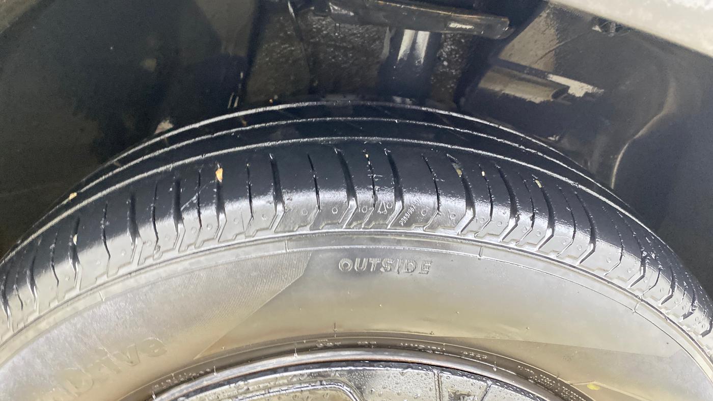 2023 Tata PUNCH ACCOMPLISHED MT, Petrol, Manual, 70,661 km, Right Front Tyre Tread
