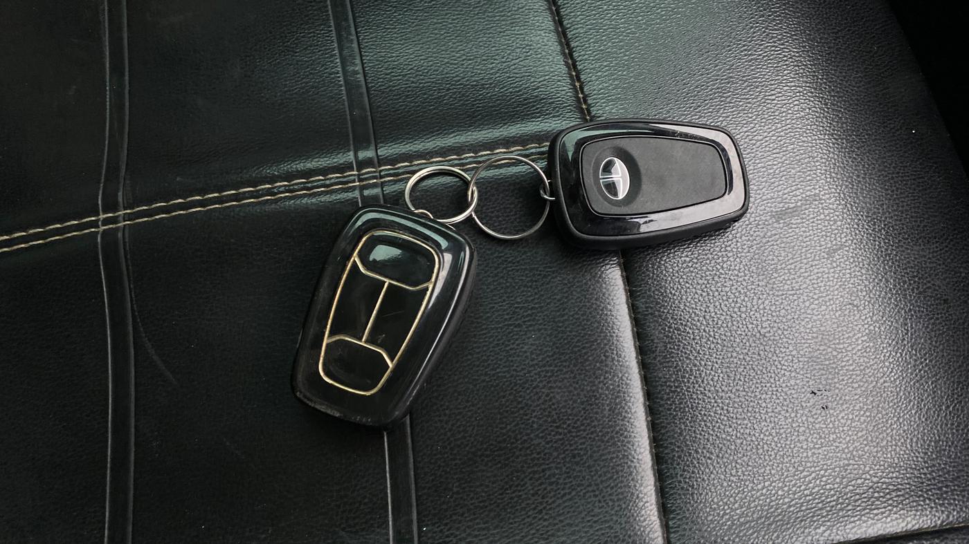 2023 Tata PUNCH ACCOMPLISHED MT, Petrol, Manual, 70,661 km, Key Close Up