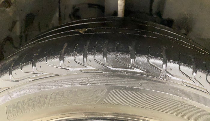 2019 Tata NEXON XZA PLUS PETROL, Petrol, Automatic, 56,575 km, Right Front Tyre Tread