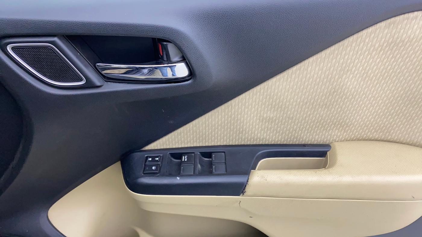 2018 Honda City 1.5L I-VTEC V MT, Petrol, Manual, 53,324 km, Driver Side Door Panels Control