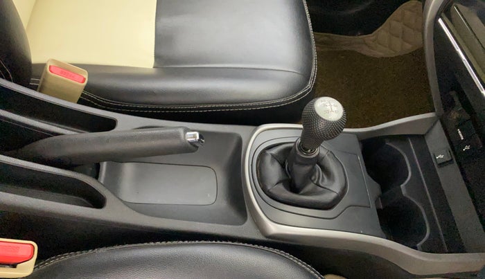 2018 Honda City 1.5L I-VTEC V MT, Petrol, Manual, 53,221 km, Gear Lever