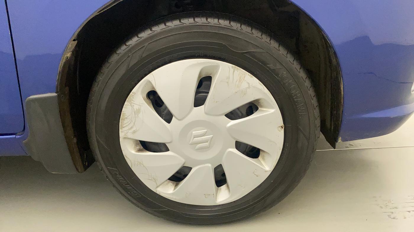 2017 Maruti Celerio VXI CNG, CNG, Manual, 85,712 km, Right Front Wheel