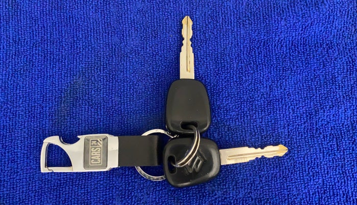 2017 Maruti Celerio VXI CNG, CNG, Manual, 85,712 km, Key Close Up