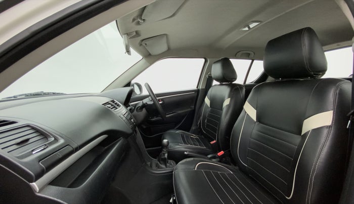 2013 Maruti Swift VXI, Petrol, Manual, 79,009 km, Right Side Front Door Cabin