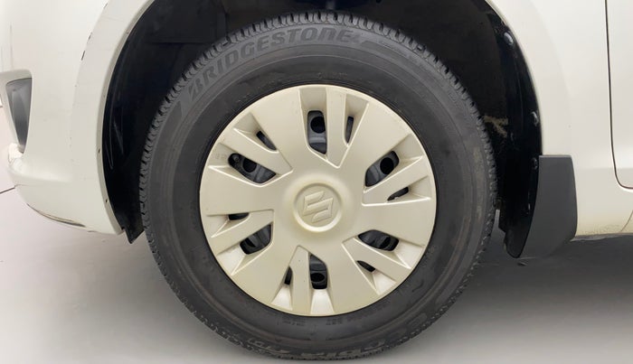 2013 Maruti Swift VXI, Petrol, Manual, 79,009 km, Left Front Wheel