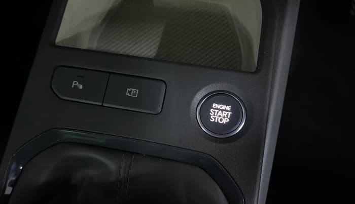 2025 KIA SYROS  HTX 1.0 Turbo 6MT, Petrol, Manual, 5,473 km, Keyless Start/ Stop Button