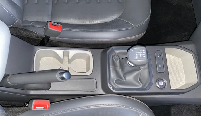 2025 KIA SYROS  HTX 1.0 Turbo 6MT, Petrol, Manual, 5,473 km, Gear Lever