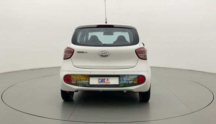 2018 Hyundai Grand i10 MAGNA 1.2 KAPPA VTVT, Petrol, Manual, 11,985 km, Back/Rear